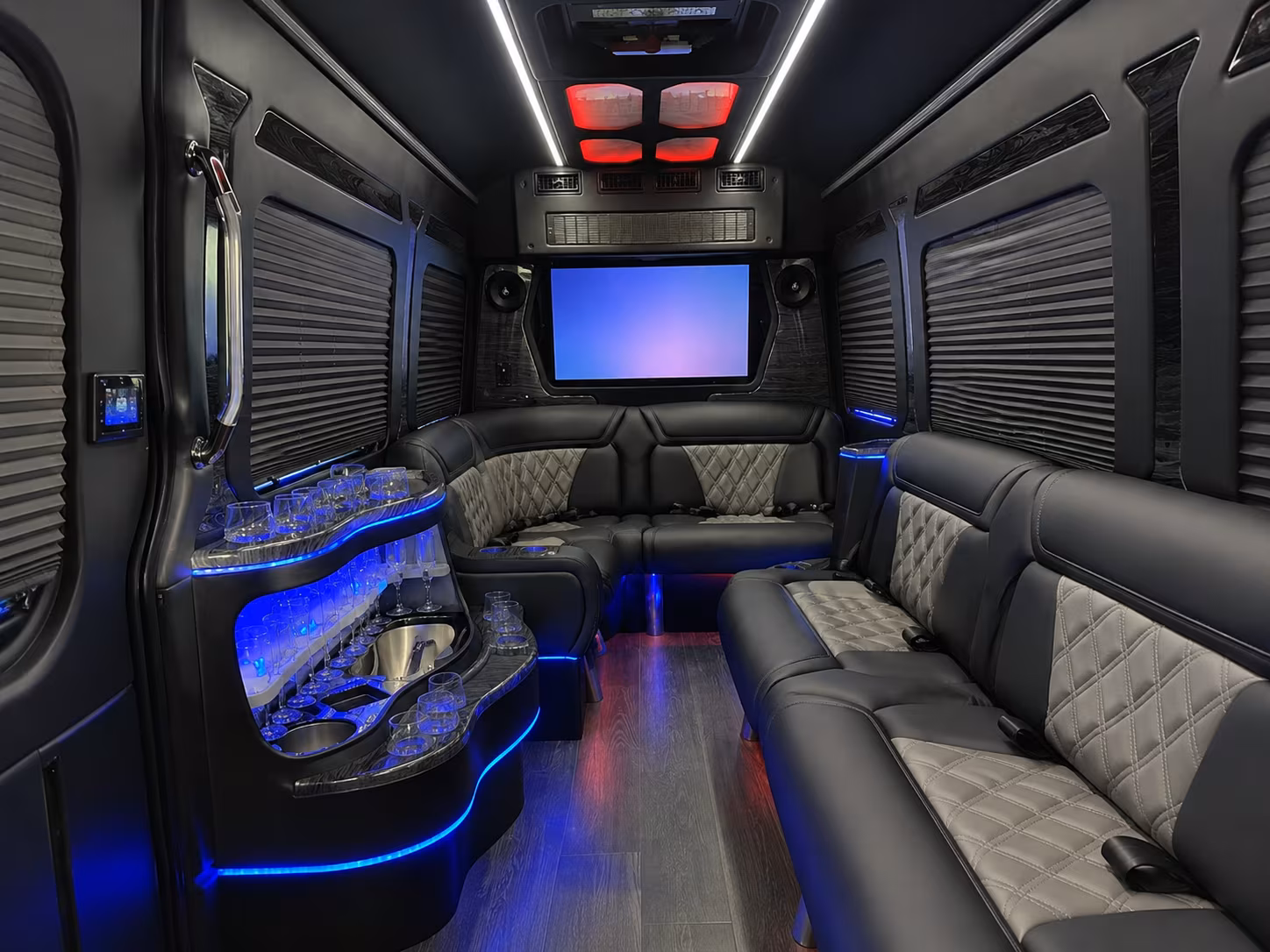 buses to granite links and south shore prom venues from quincy