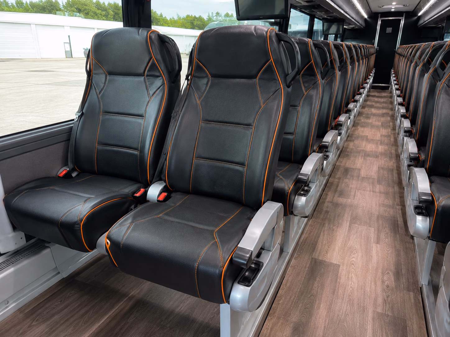 how your starting location and deadhead miles affect your charter bus rate
