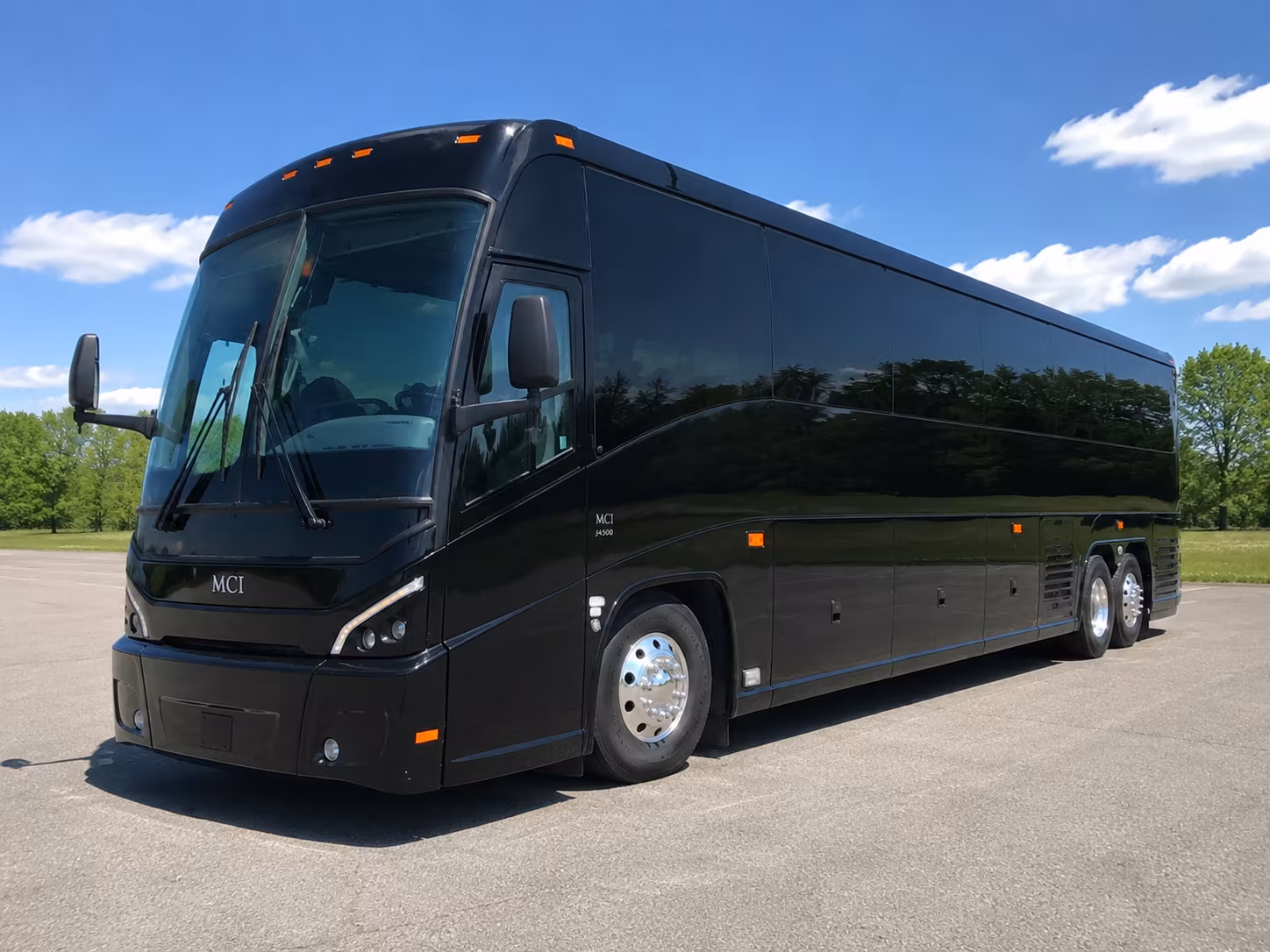 long distance buses for worcester red sox and away game trips