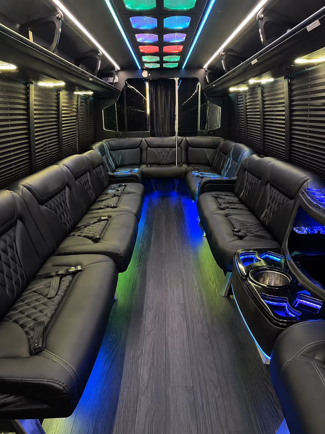 quincy 20 passenger party bus interior